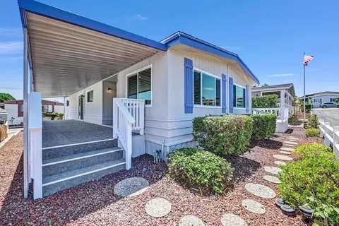 275 Bright Creek Ln, Oceanside, CA 92056 photo 27