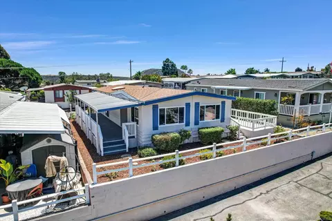 275 Bright Creek Ln, Oceanside, CA 92056 photo 33