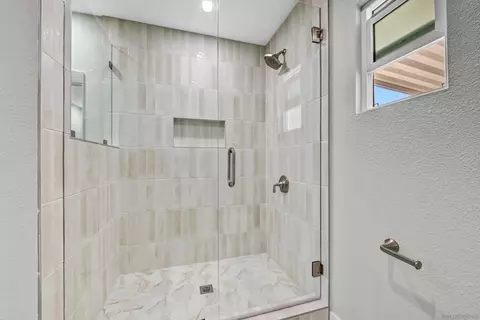 275 Bright Creek Ln, Oceanside, CA 92056 photo 16