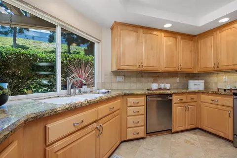 1728 Burgundy Rd, Encinitas, CA 92024 photo 19