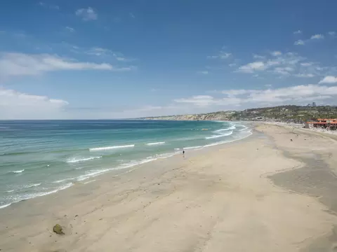 1890 Spindrift Dr, La Jolla, CA 92037 photo 4