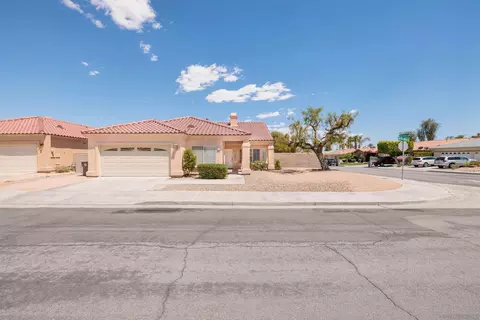 40670 Posada Ct, Palm Desert, CA 92211