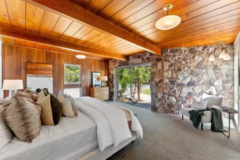 Bedroom - 4936 Alzeda Dr, La Mesa, CA 91941 photo 2 of 6