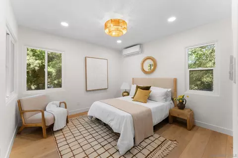 Bedroom - 4621 Panchoy Dr, La Mesa, CA 91941 photo 2 of 4