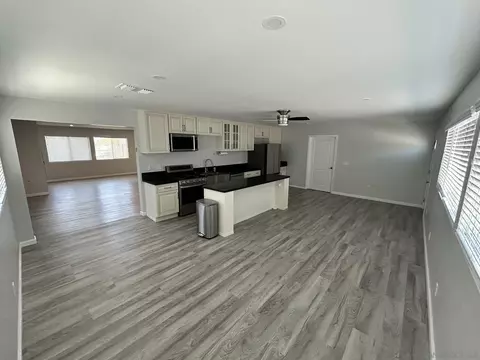 27452 Silver Lakes Pkwy, Helendale, CA 92342 photo 4