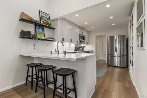 5985 Cirrus St, San Diego, CA 92110