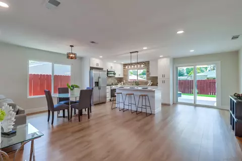 4754 Dauer Ave, La Mesa, CA 91942 photo 14