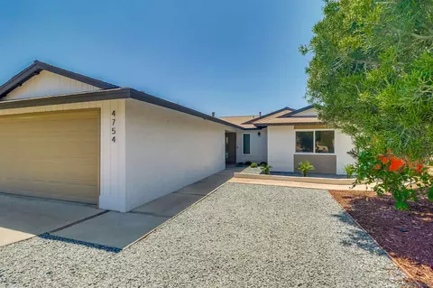4754 Dauer Ave, La Mesa, CA 91942 photo 2