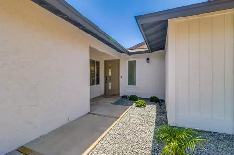 4754 Dauer Ave, La Mesa, CA 91942 photo 5