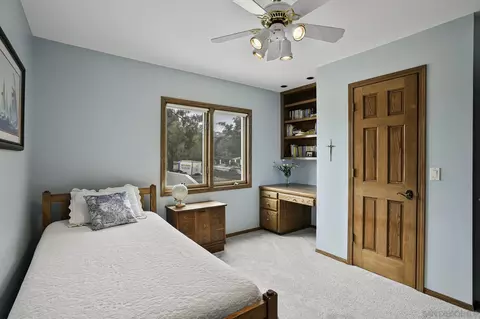 Bedroom - 14051 Fiddletown Rd, Poway, CA 92064 photo 6 of 7