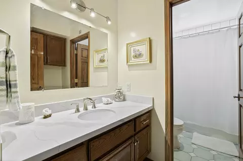 Bath - 14051 Fiddletown Rd, Poway, CA 92064 photo 4 of 4