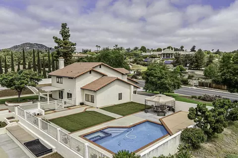 View/Area - 14051 Fiddletown Rd, Poway, CA 92064 photo 3 of 9