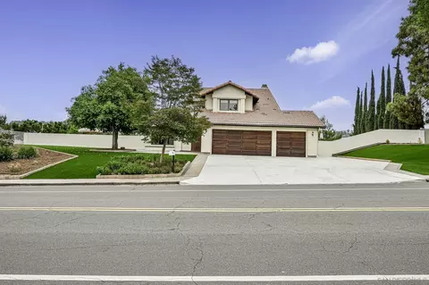 Exterior - 14051 Fiddletown Rd, Poway, CA 92064 photo 3 of 11