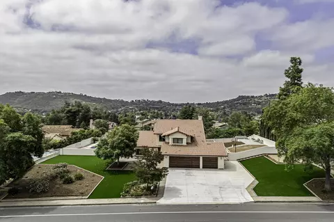 View/Area - 14051 Fiddletown Rd, Poway, CA 92064 photo 1 of 9