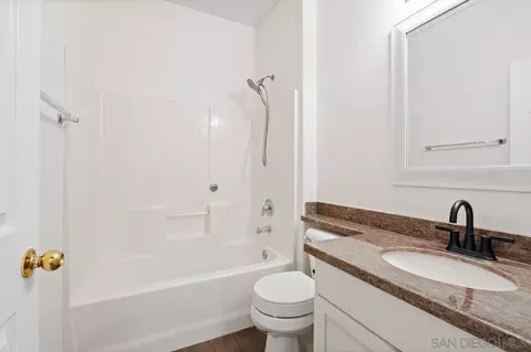 Bath - 9312 Francis Dr, Spring Valley, CA 91977 photo 1 of 6