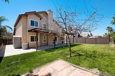 Exterior - 29756 Via La Vida, Temecula, CA 92591 photo 4 of 4
