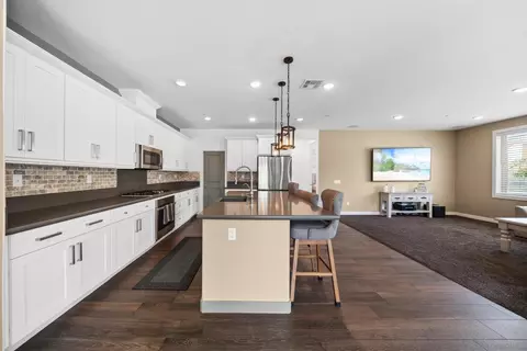 Kitchen - 1796 Starlight Ave, Beaumont, CA 92223 photo 2 of 2