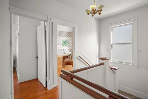 Entry Way - 1022 Park Pl, Coronado, CA 92118 photo 5 of 5