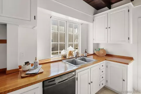 Kitchen - 1022 Park Pl, Coronado, CA 92118 photo 2 of 3