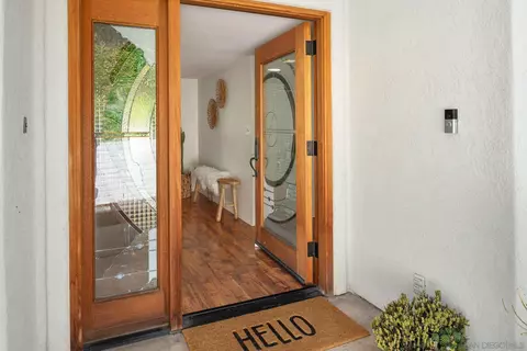9470 La Cuesta Dr, La Mesa, CA 91941