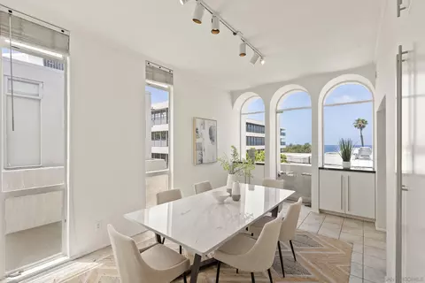 Dining - 1229 Roslyn Ln, La Jolla, CA 92037 photo 5 of 10