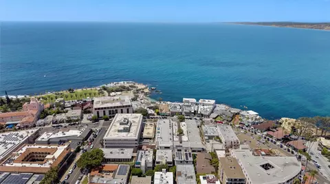 View/Area - 1229 Roslyn Ln, La Jolla, CA 92037 photo 11 of 18