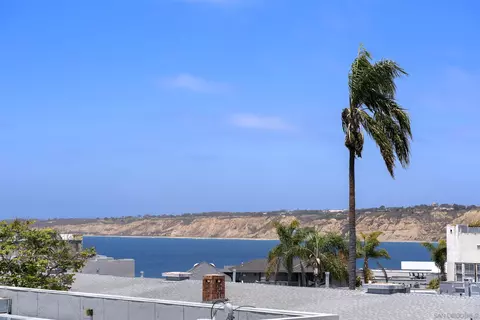 View/Area - 1229 Roslyn Ln, La Jolla, CA 92037 photo 7 of 18
