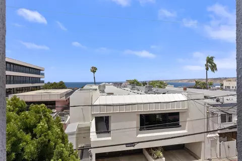 View/Area - 1229 Roslyn Ln, La Jolla, CA 92037 photo 5 of 18