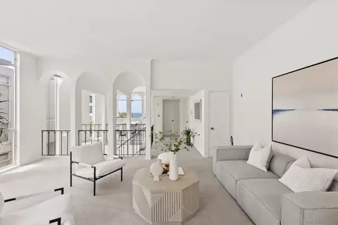 Living - 1229 Roslyn Ln, La Jolla, CA 92037 photo 7 of 9