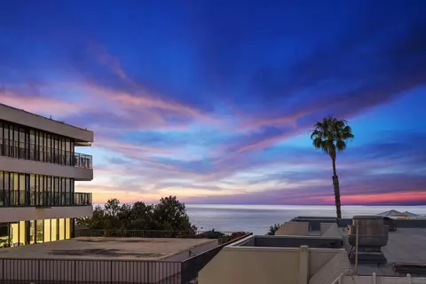View/Area - 1229 Roslyn Ln, La Jolla, CA 92037 photo 1 of 18