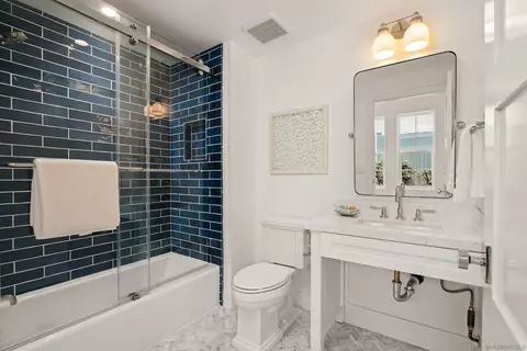 Bath - 545 Orange Ave, Coronado, CA 92118 photo 1 of 4