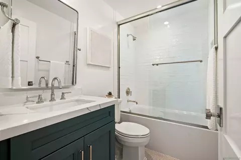Bath - 545 Orange Ave, Coronado, CA 92118 photo 4 of 4