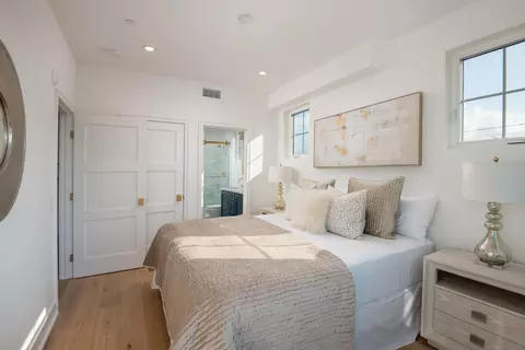547 Orange Ave, Coronado, CA 92118 photo 9