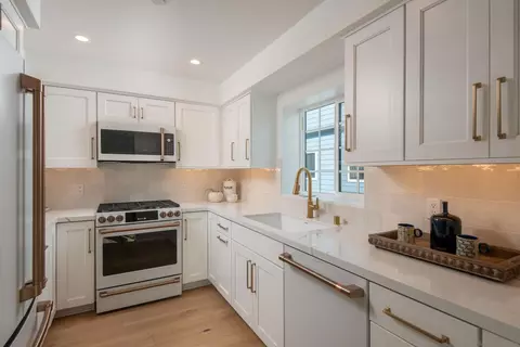 547 Orange Ave, Coronado, CA 92118 photo 6