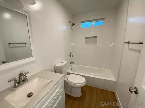 Bath - 1058 10th St, Imperial Beach, CA 91932 photo 2 of 2