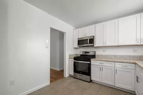 Kitchen - 1058 10th St, Imperial Beach, CA 91932 photo 3 of 4