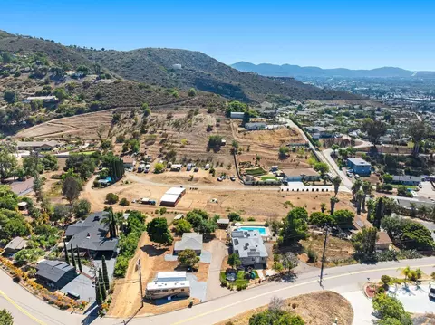 View/Area - 9050 Westhill Rd, Lakeside, CA 92040 photo 14 of 18