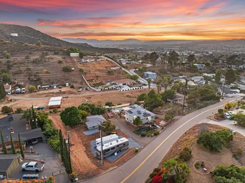 View/Area - 9050 Westhill Rd, Lakeside, CA 92040 photo 1 of 18
