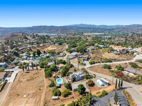 View/Area - 9050 Westhill Rd, Lakeside, CA 92040 photo 9 of 18