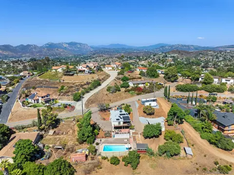 View/Area - 9050 Westhill Rd, Lakeside, CA 92040 photo 10 of 18