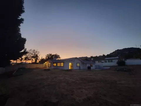 10315 Mountain View Ln, Lakeside, CA 92040 photo 7