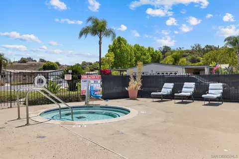 Exterior - 996 Surfbird Way, Oceanside, CA 92057 photo 10 of 12