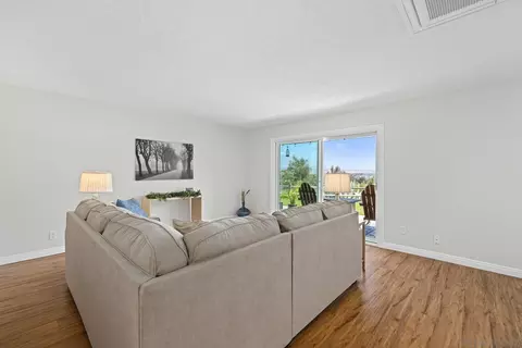 Living - 996 Surfbird Way, Oceanside, CA 92057 photo 2 of 2