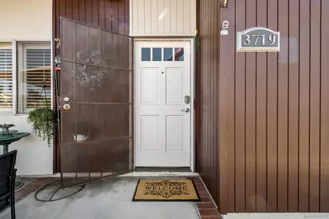 3719 Balboa Dr #4, Oceanside, CA 92056 photo 2