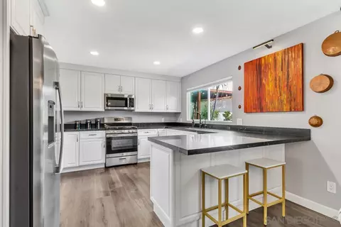 Kitchen - 9217 Riverview Ave, Lakeside, CA 92040 photo 1 of 5
