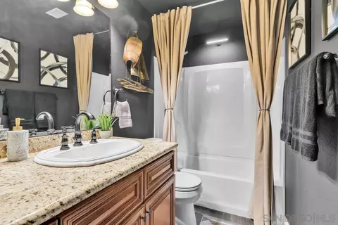 Bath - 9217 Riverview Ave, Lakeside, CA 92040 photo 2 of 3