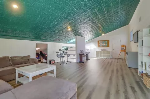 Other - 9740 Nutby Ln, Escondido, CA 92026 photo 4 of 12