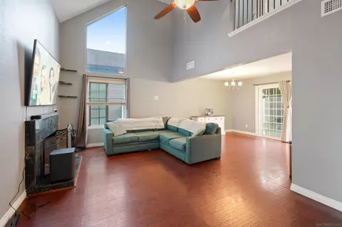 Living - 2714 Crownridge Ln, Spring Valley, CA 91977 photo 1 of 2
