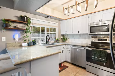 Kitchen - 2714 Crownridge Ln, Spring Valley, CA 91977 photo 1 of 8
