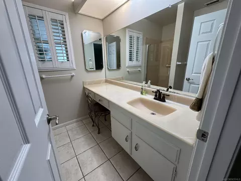 Bath - 644 Mahogany Dr, El Cajon, CA 92019 photo 2 of 3